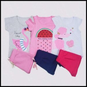 Kit 4 peças de Roupas sortidas infantil Menina 2 Camisetas mais 2 Bermudas Verão
